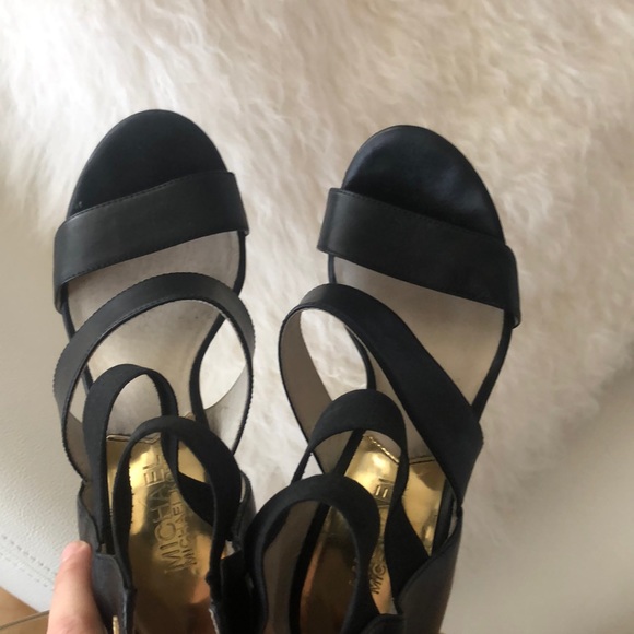 Michael kors heels - Picture 5 of 5